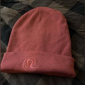 Lululemon Knit Beanie Merino Wool Blend Burgundy Winter Cozy